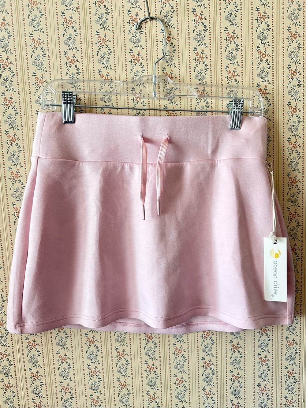Ocean Drive Hibiscus Pink Drawstring Skater Mini Skirt Cloud Fleece Large NWT